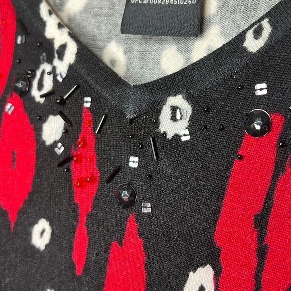 LH Sport Beaded‎ Sweater - Picture 2 of 6